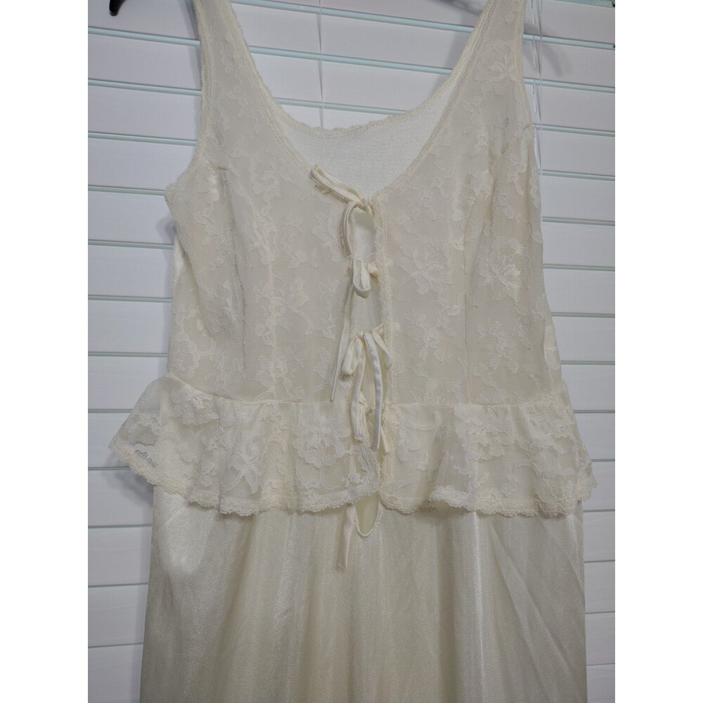 Movie Star Vntg Ivory Lace Full Len Nightgown Made in USA Nylon Sz 7/9 Small/Med